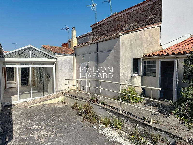 Maison - 151 m² - 5 pièces
