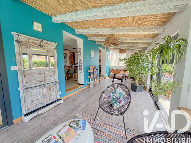 Maison - 204 m² - 9 pièces