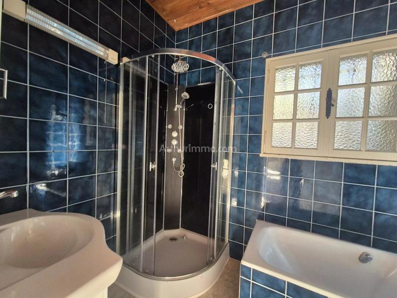 Maison - 140 m² - 5 pièces