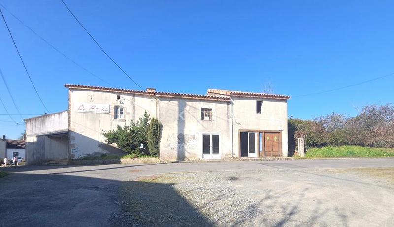 Maison - 300 m² - 5 pièces