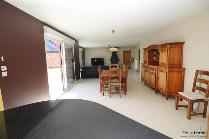 Maison - 213 m² - 6 pièces