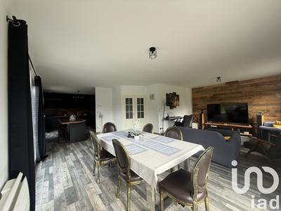 Maison - 152 m² - 9 pièces