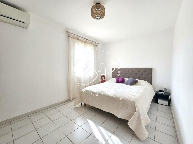 Maison - 183 m² - 7 pièces