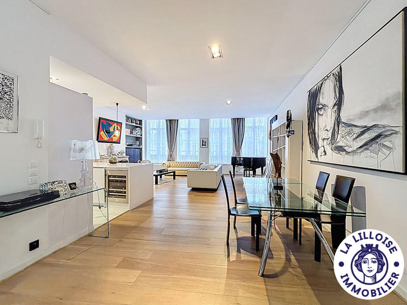 Appartement - 98 m² - 2 pièces