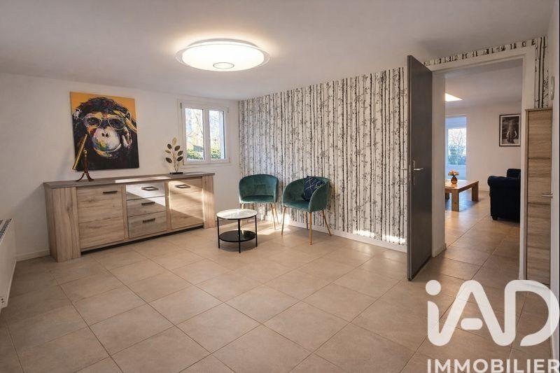 Maison - 197 m² - 10 pièces