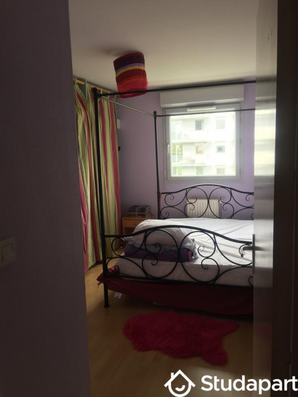 Chambre - 12 m² - 1 pièce