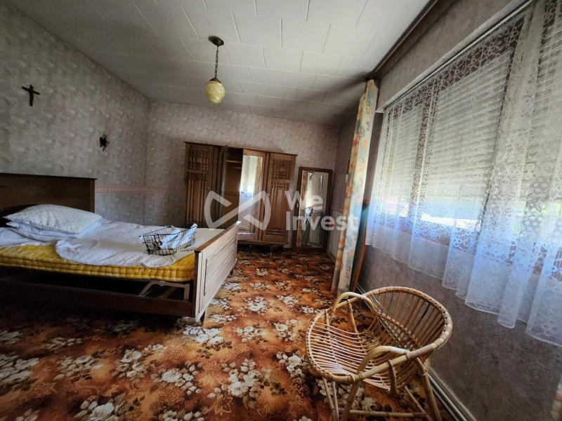 Maison - 120 m² - 9 pièces