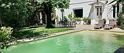 Mas - 185 m² - 9 pièces