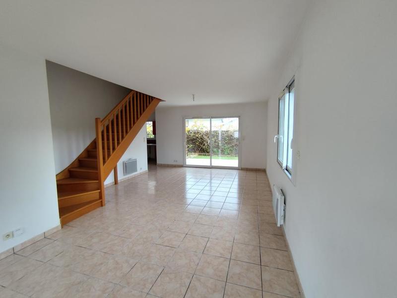 Maison - 200 m² - 12 pièces