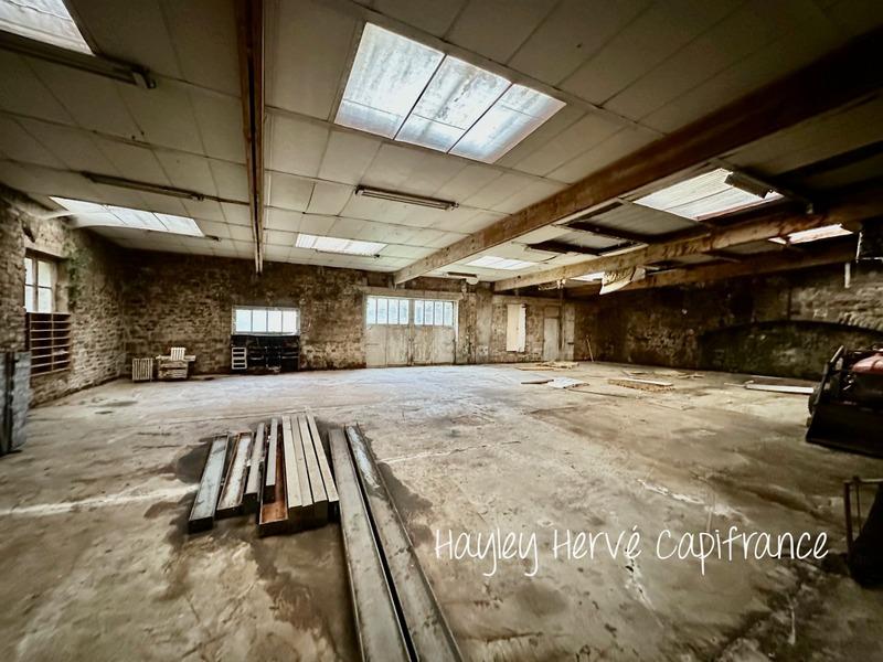 Maison en pierre - 170 m² - 6 pièces