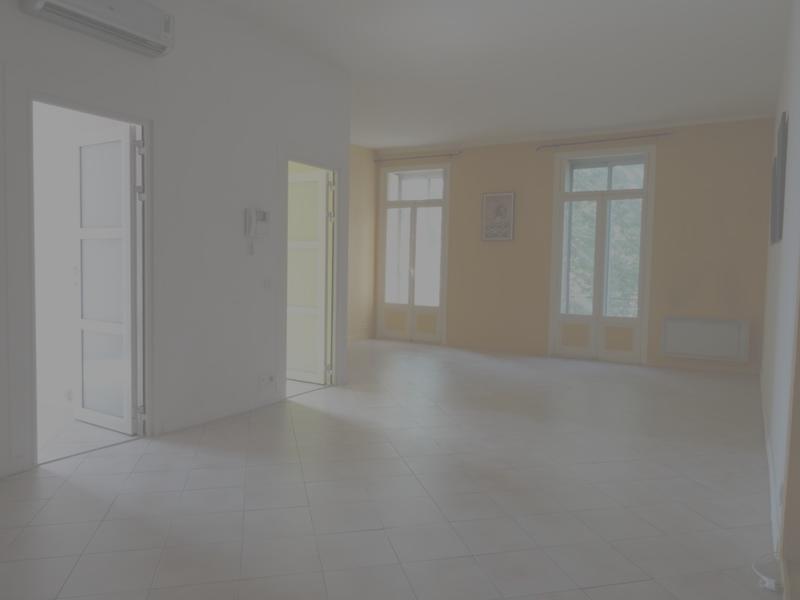 Appartement - 83 m² - 2 pièces