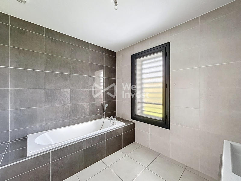 Villa - 136 m² - 5 pièces