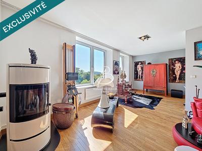 Maison - 280 m² - 12 pièces