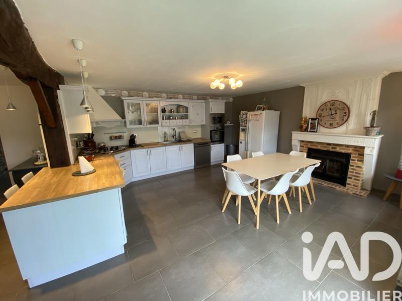 Maison - 200 m² - 8 pièces