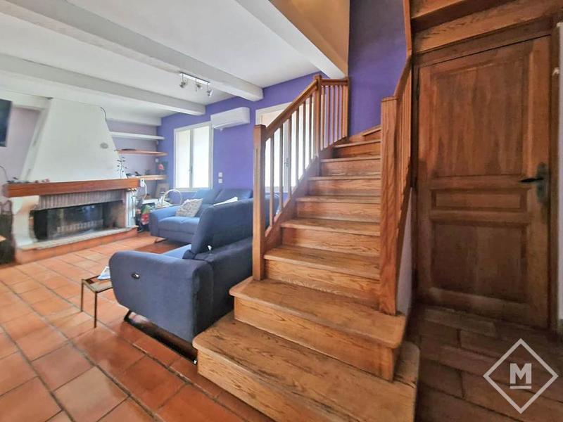 Maison - 282 m² - 7 pièces