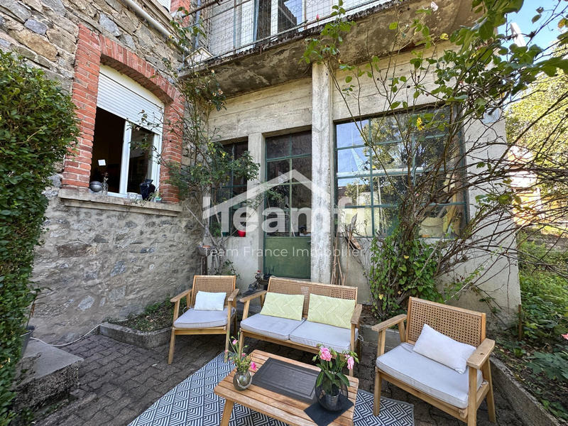 Maison ancienne - 210 m² - 6 pièces