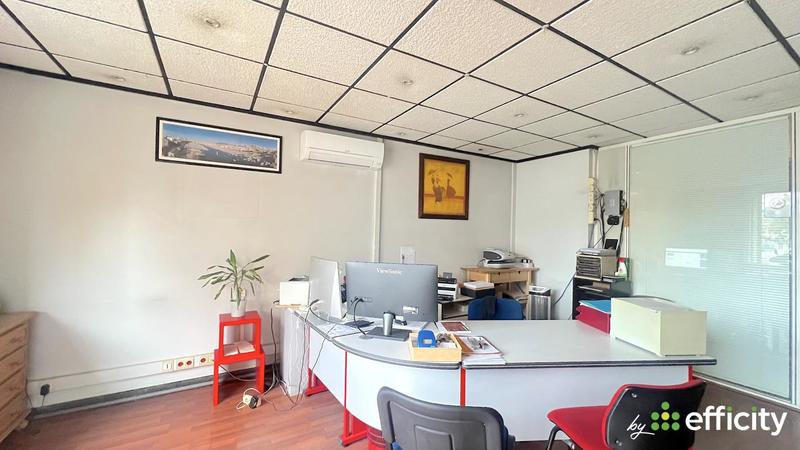 Bureau - 80 m² - 5 pièces
