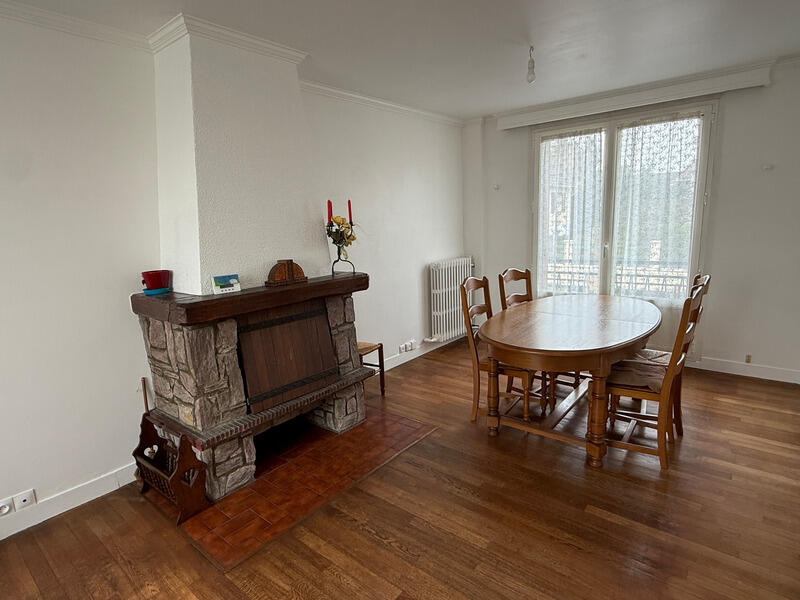 Maison - 75 m² - 5 pièces