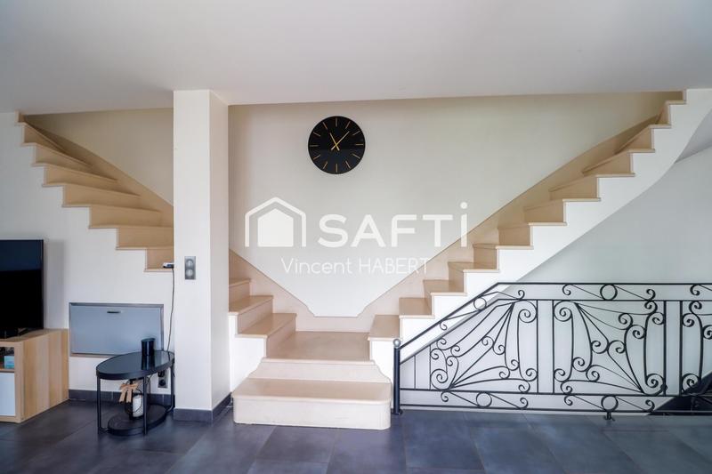 Maison - 174 m² - 6 pièces