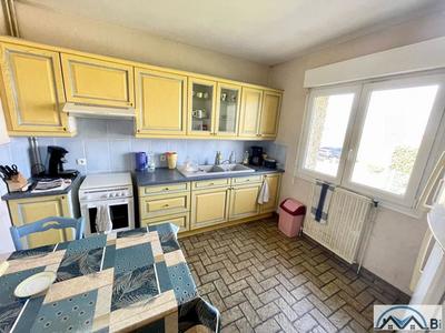 Maison traditionnelle - 123 m² - 6 pièces