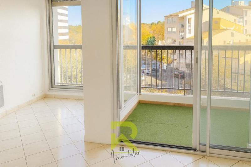 Appartement - 32 m² - 3 pièces
