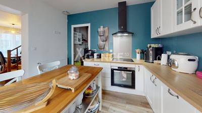 Maison - 102 m² - 4 pièces