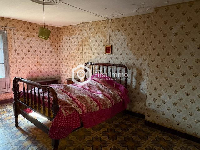 Maison - 196 m² - 7 pièces