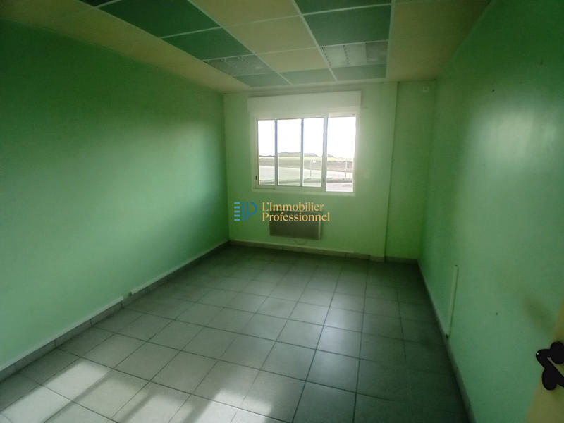 Bureau - 216 m² - 11 pièces