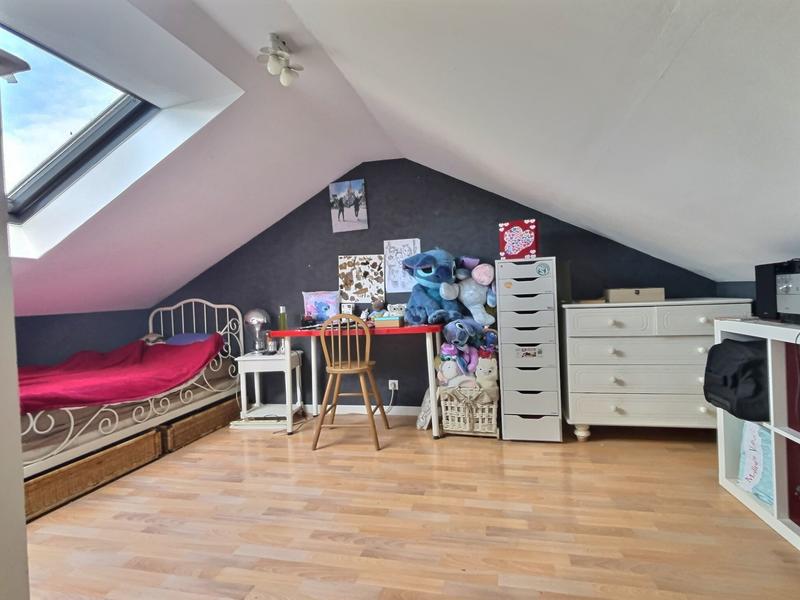 Maison - 140 m² - 8 pièces