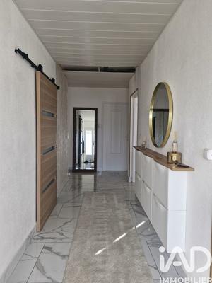 Maison - 230 m² - 6 pièces