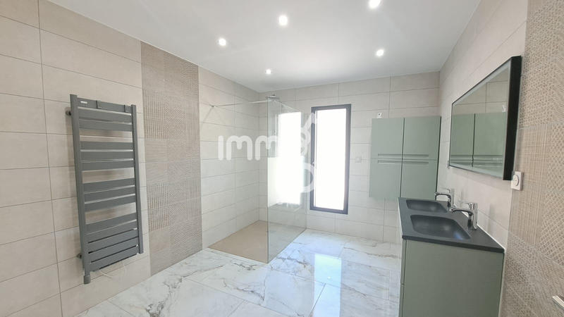 Villa - 130 m² - 5 pièces