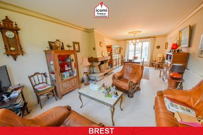 Maison - 125 m² - 7 pièces