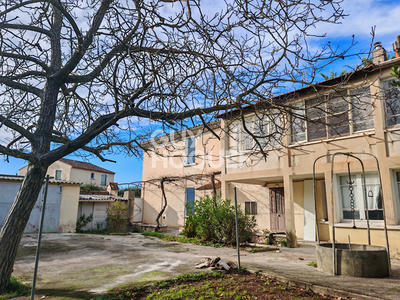 Maison - 180 m² - 6 pièces