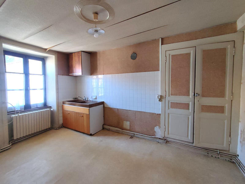 Maison de village - 85 m² - 5 pièces