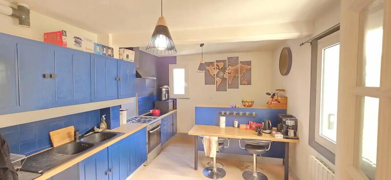 Maison - 90 m² - 5 pièces