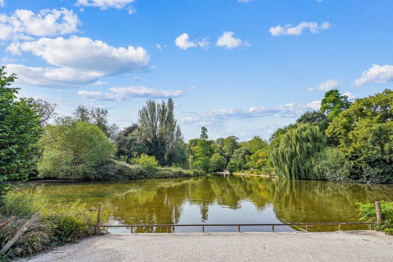 Appartement - 104 m² - 4 pièces