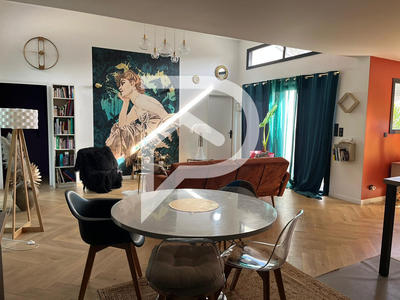 Maison - 108 m² - 4 pièces