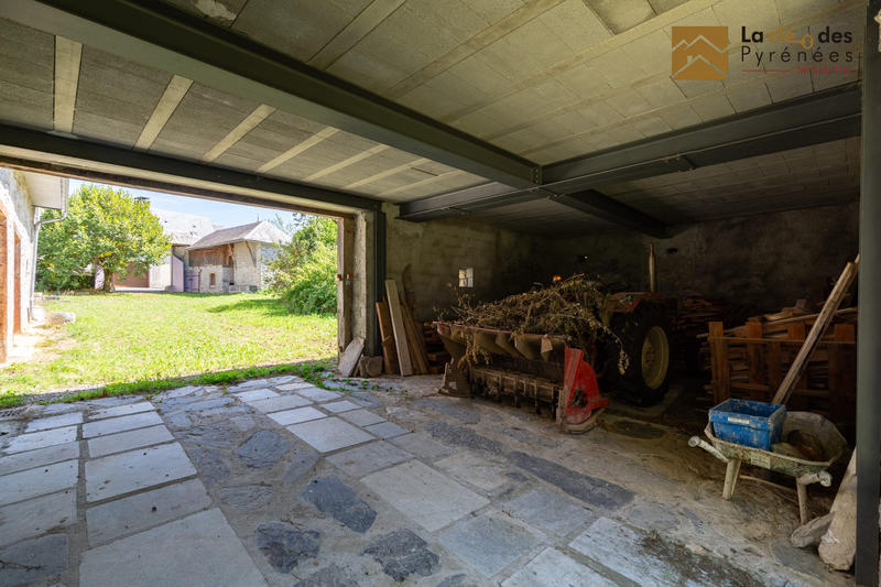 Maison traditionnelle - 190 m² - 5 pièces