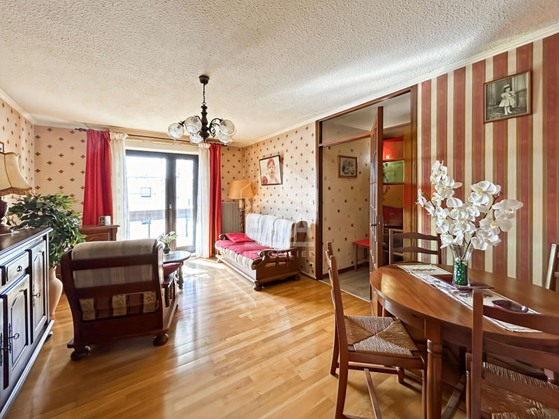 Appartement - 65 m² - 3 pièces