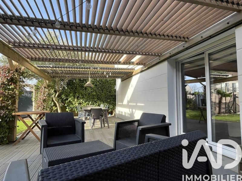 Maison - 141 m² - 7 pièces