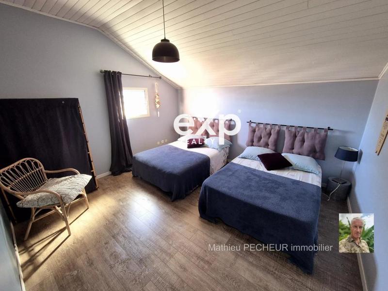 Maison - 269 m² - 10 pièces