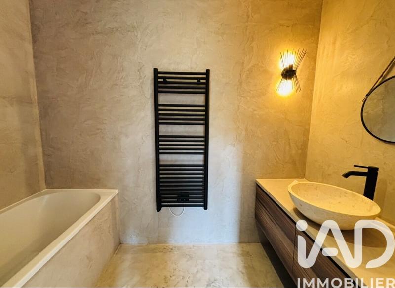 Maison - 143 m² - 5 pièces