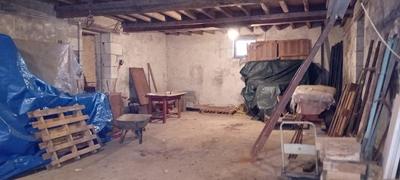 Maison ancienne - 225 m² - 3 pièces