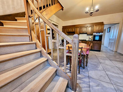 Maison - 500 m² - 6 pièces