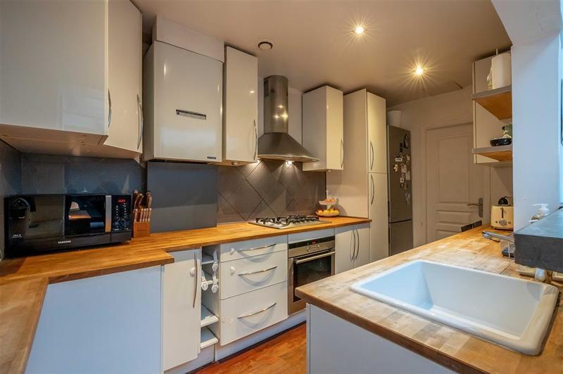 Maison - 128 m² - 6 pièces