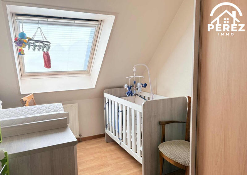 Maison - 90 m² - 5 pièces