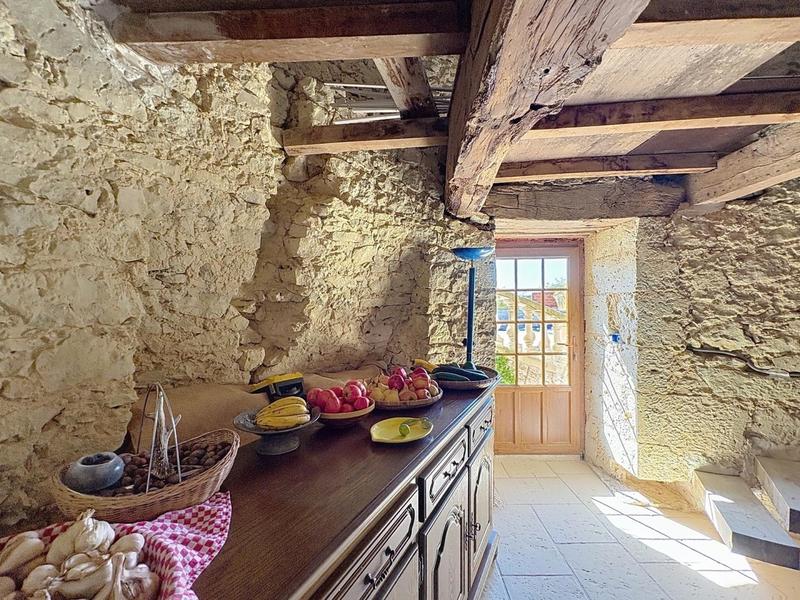 Maison - 280 m² - 10 pièces