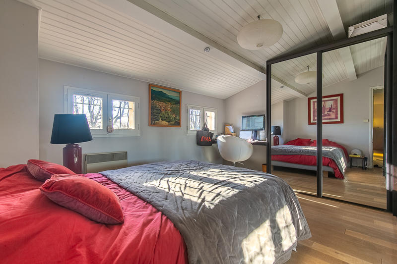 Villa - 189 m² - 6 pièces