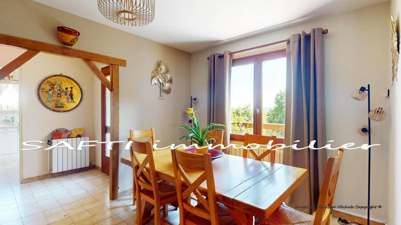 Maison - 115 m² - 6 pièces