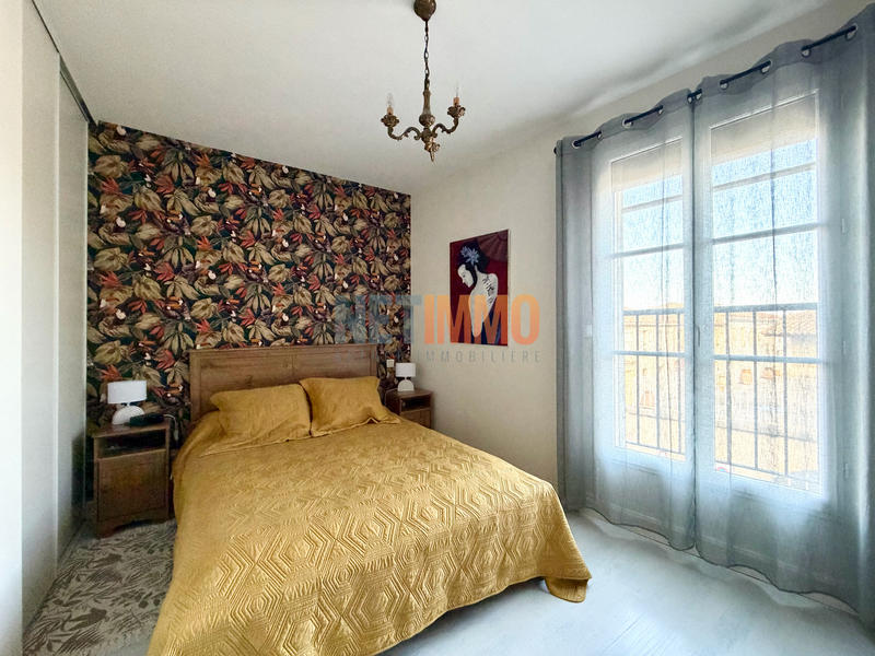 Appartement - 100 m² - 4 pièces